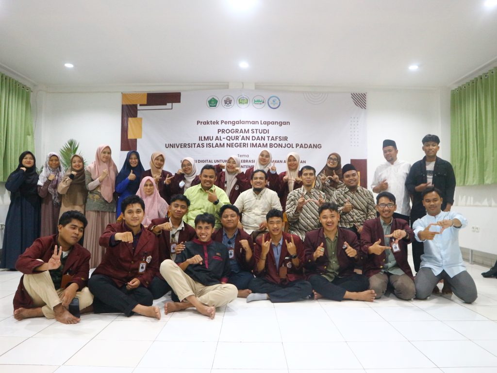 Digitalisasi Al-Qur’an dan Hadist Uin Padang 2025